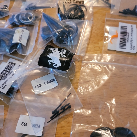 Guage Earrings - Picture 4 of 10